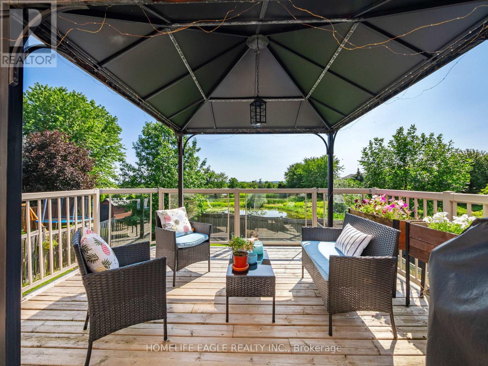 25 MEADOWVIEW DRIVE - 19