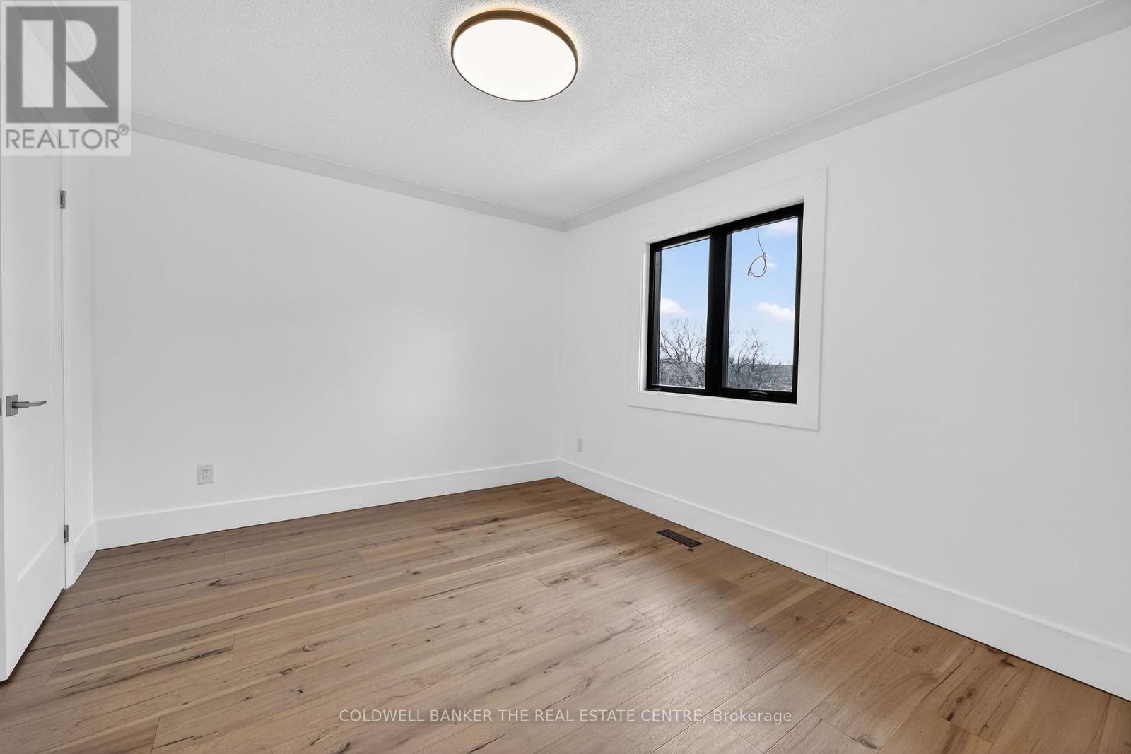 8 BROWNLEE DRIVE - Image 30