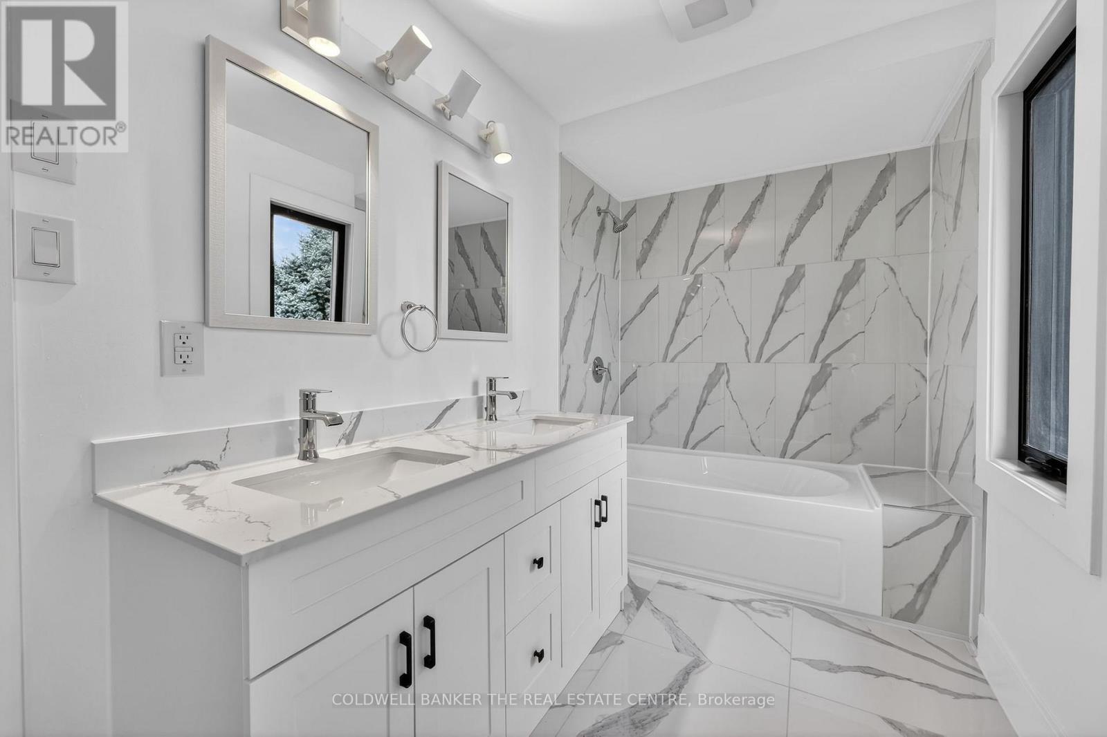 8 BROWNLEE DRIVE - Image 34