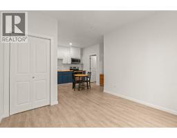 Kitchen - 1791 22 Street Ne, Salmon Arm, BC V1E3M9 Photo 17