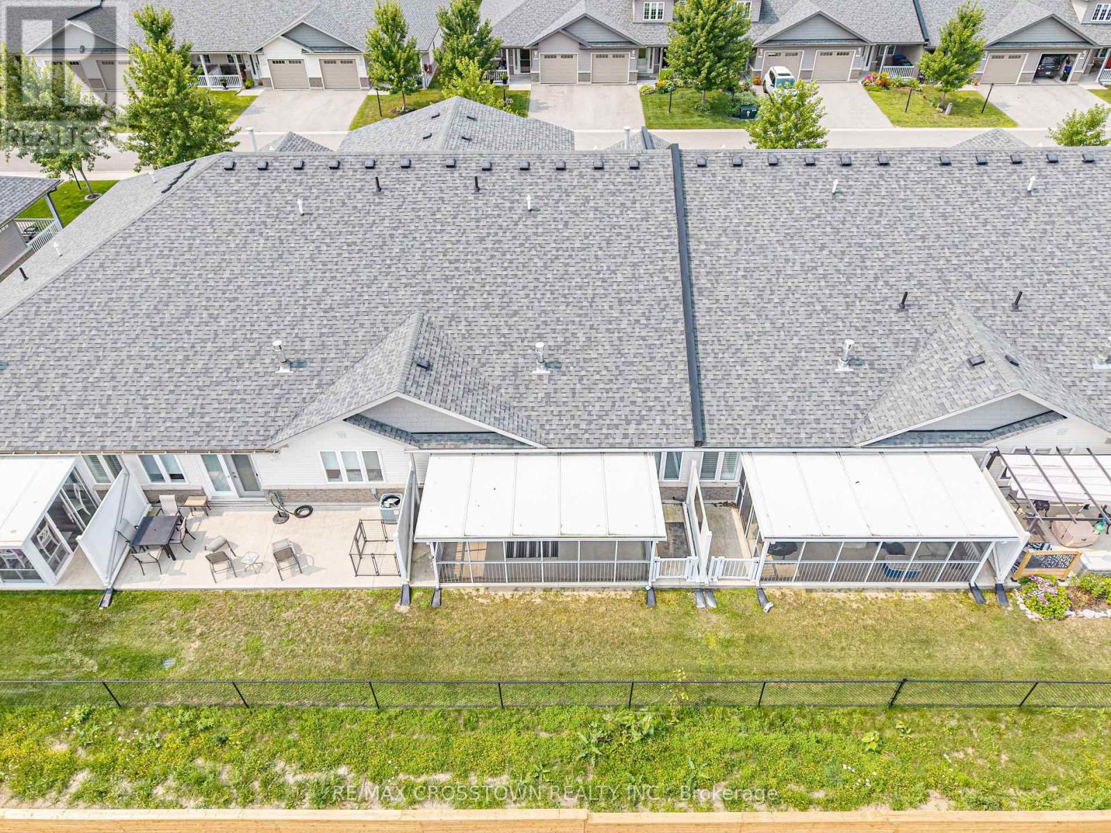70 IVY CRESCENT - 29