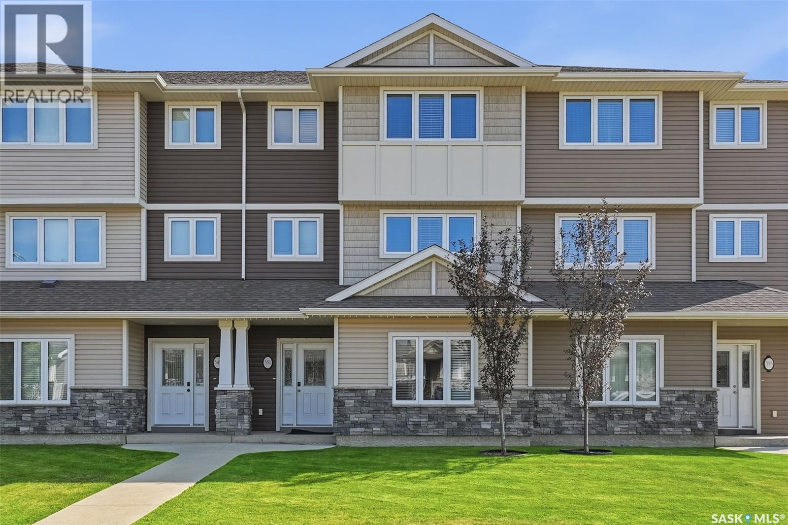 Property for sale at 351 Palliser WAY