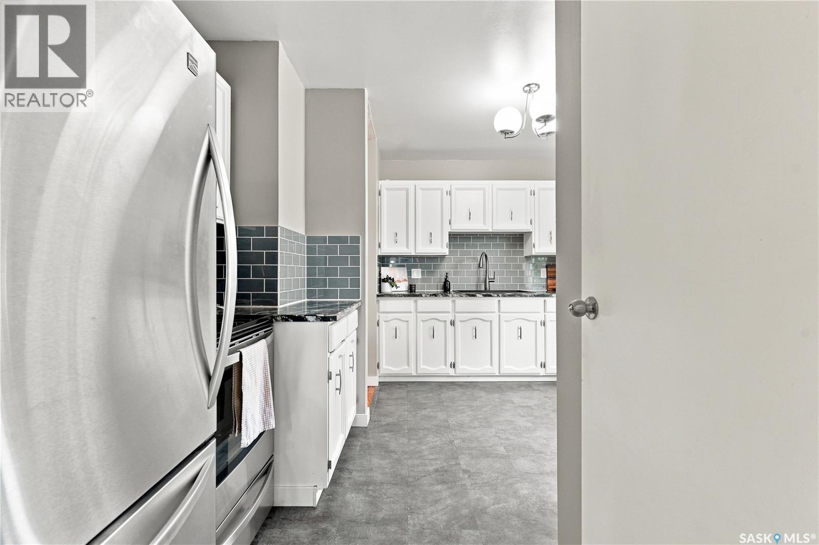 2302 Hanover AVENUE - Image 16