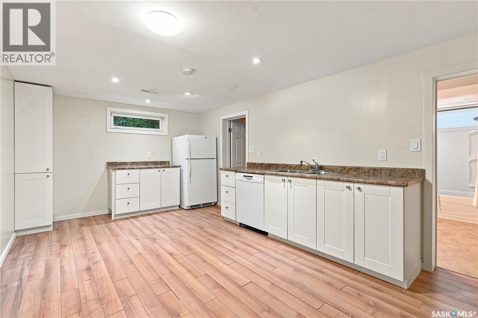 2302 Hanover AVENUE - Image 46