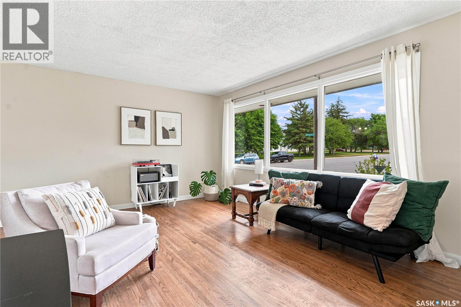 2302 Hanover AVENUE - Image 5
