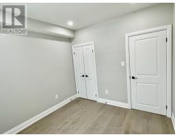 Main - 20 St Clair Gardens, Toronto, ON M6E3V4 Photo 14