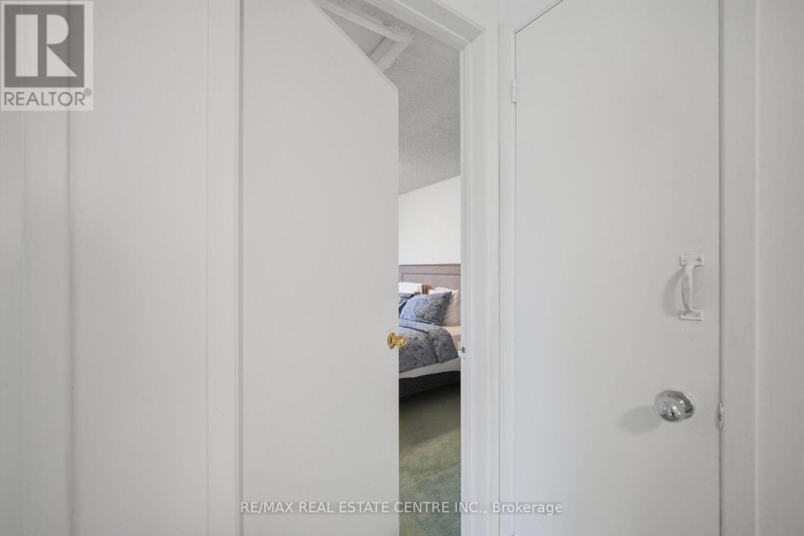 13 DAFOE CRESCENT - Image 25
