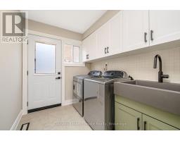 1677 Sherwood Forrest Circle, Mississauga, ON L5K2G8 Photo 19