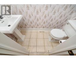1677 Sherwood Forrest Circle, Mississauga, ON L5K2G8 Photo 20