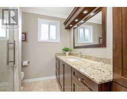 1677 Sherwood Forrest Circle, Mississauga, ON L5K2G8 Photo 25