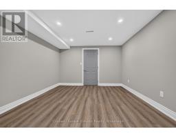 1677 Sherwood Forrest Circle, Mississauga, ON L5K2G8 Photo 35