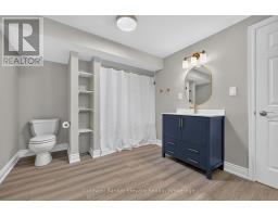 1677 Sherwood Forrest Circle, Mississauga, ON L5K2G8 Photo 38