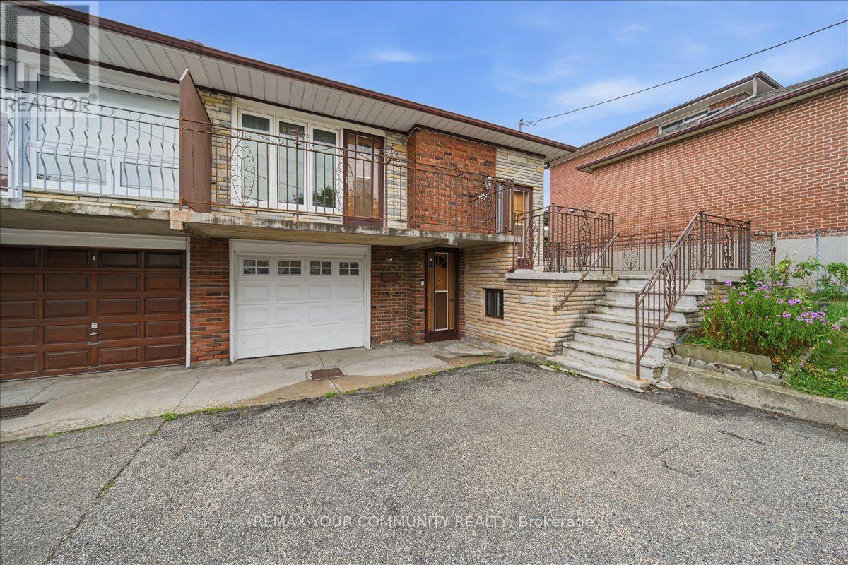 9 HISEY CRESCENT - 2
