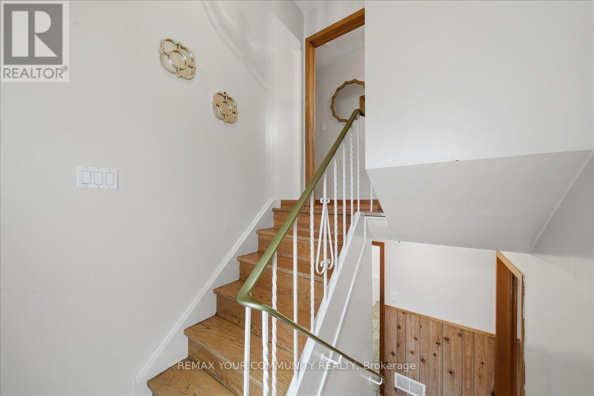 9 HISEY CRESCENT - 20