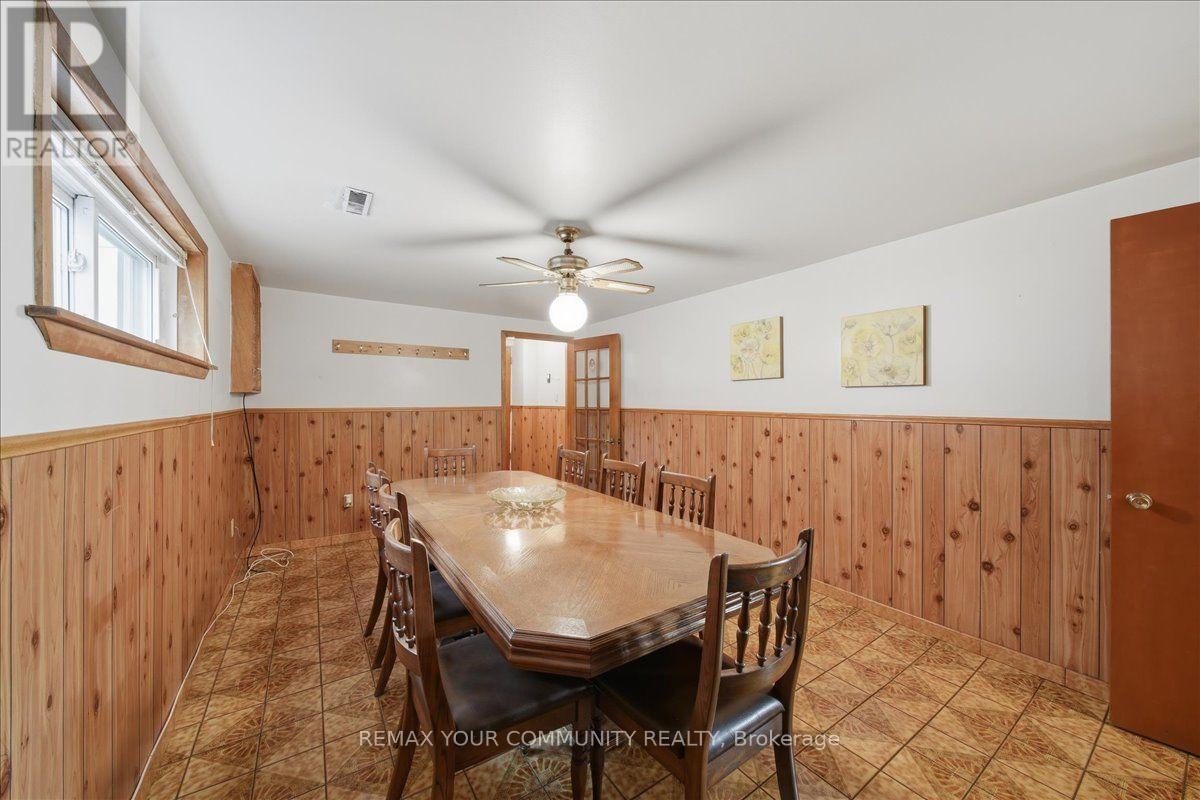 9 HISEY CRESCENT - 22