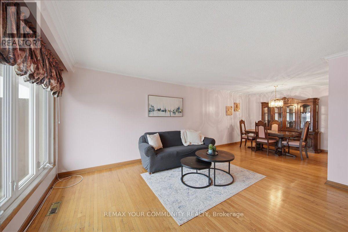 9 HISEY CRESCENT - 4