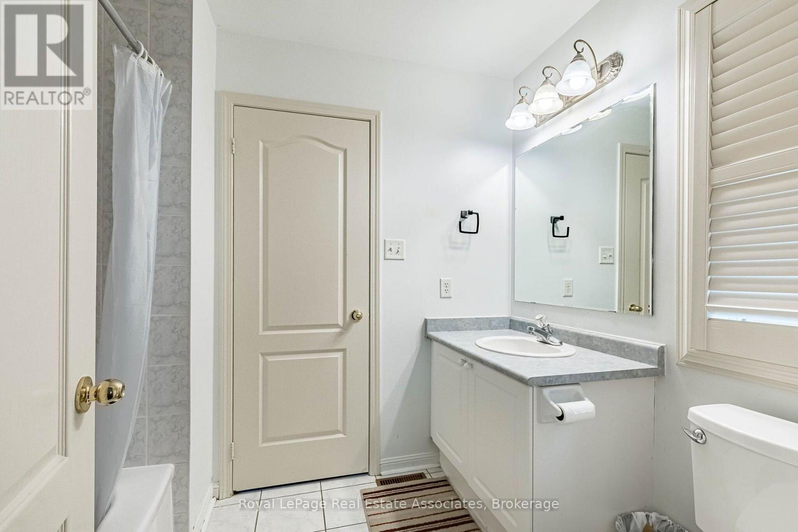 37 LATANIA BOULEVARD - Image 36