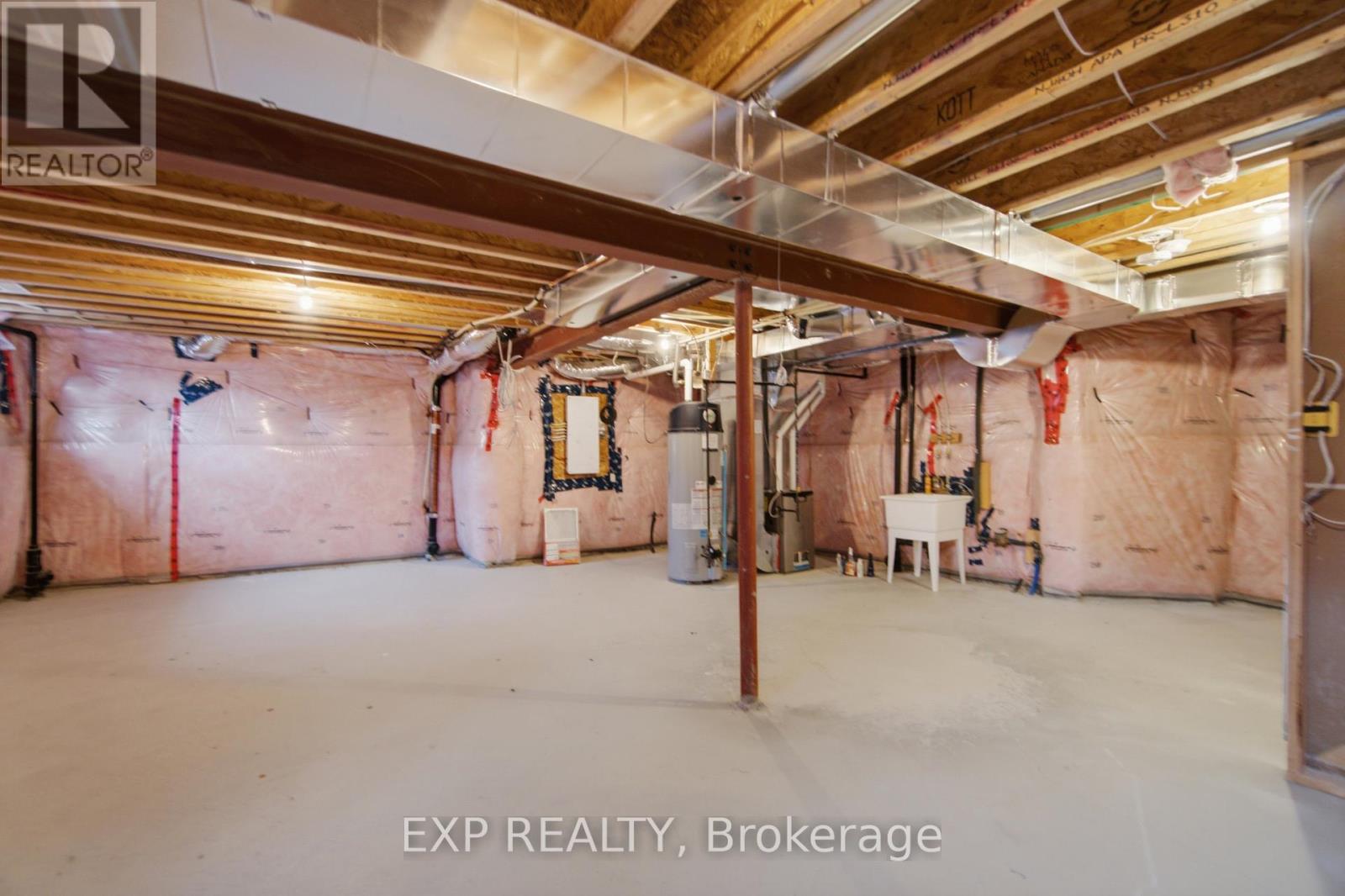 13 CRAFTSMAN ROAD - Image 39