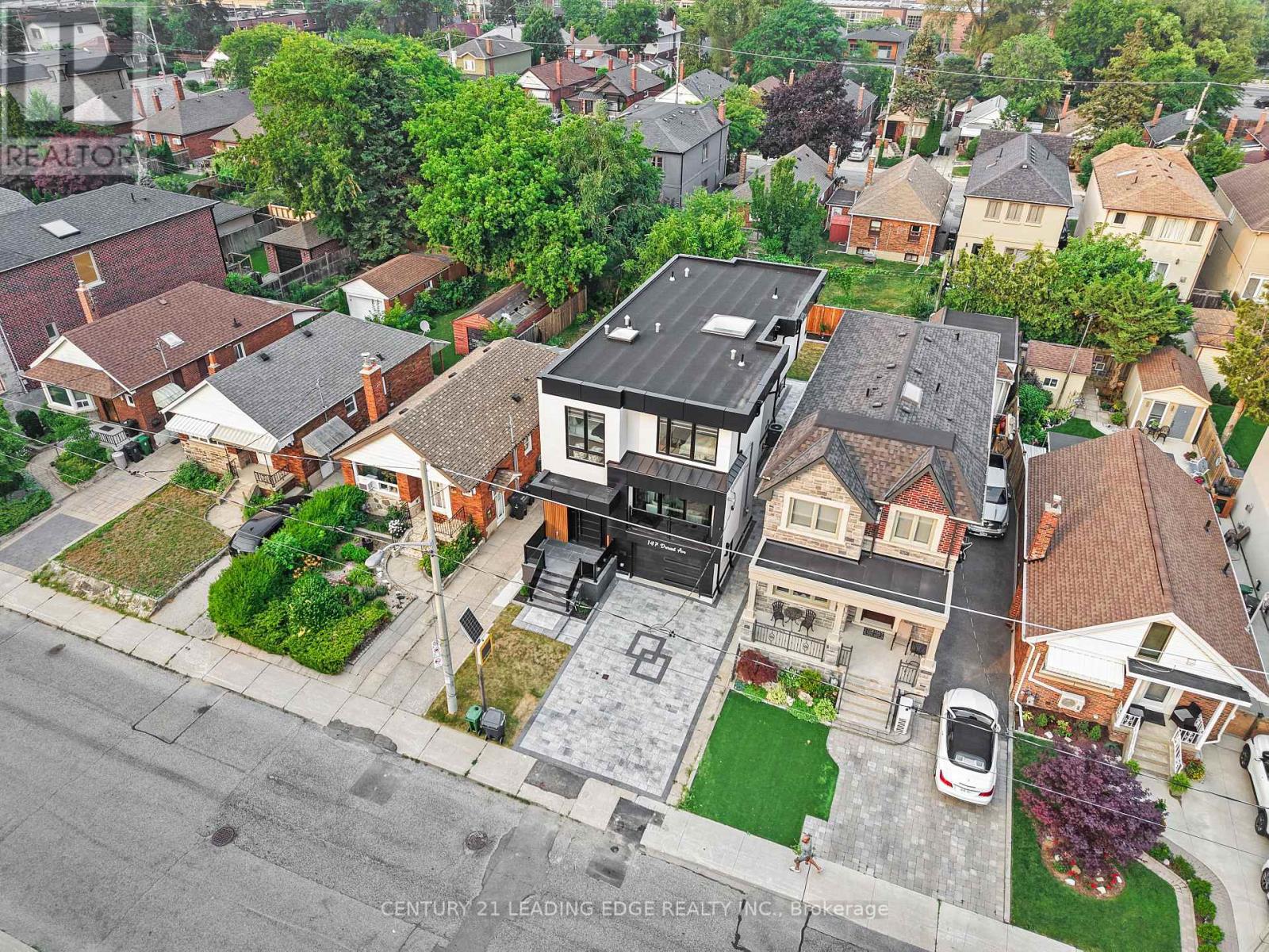 147 DURANT AVENUE - 2