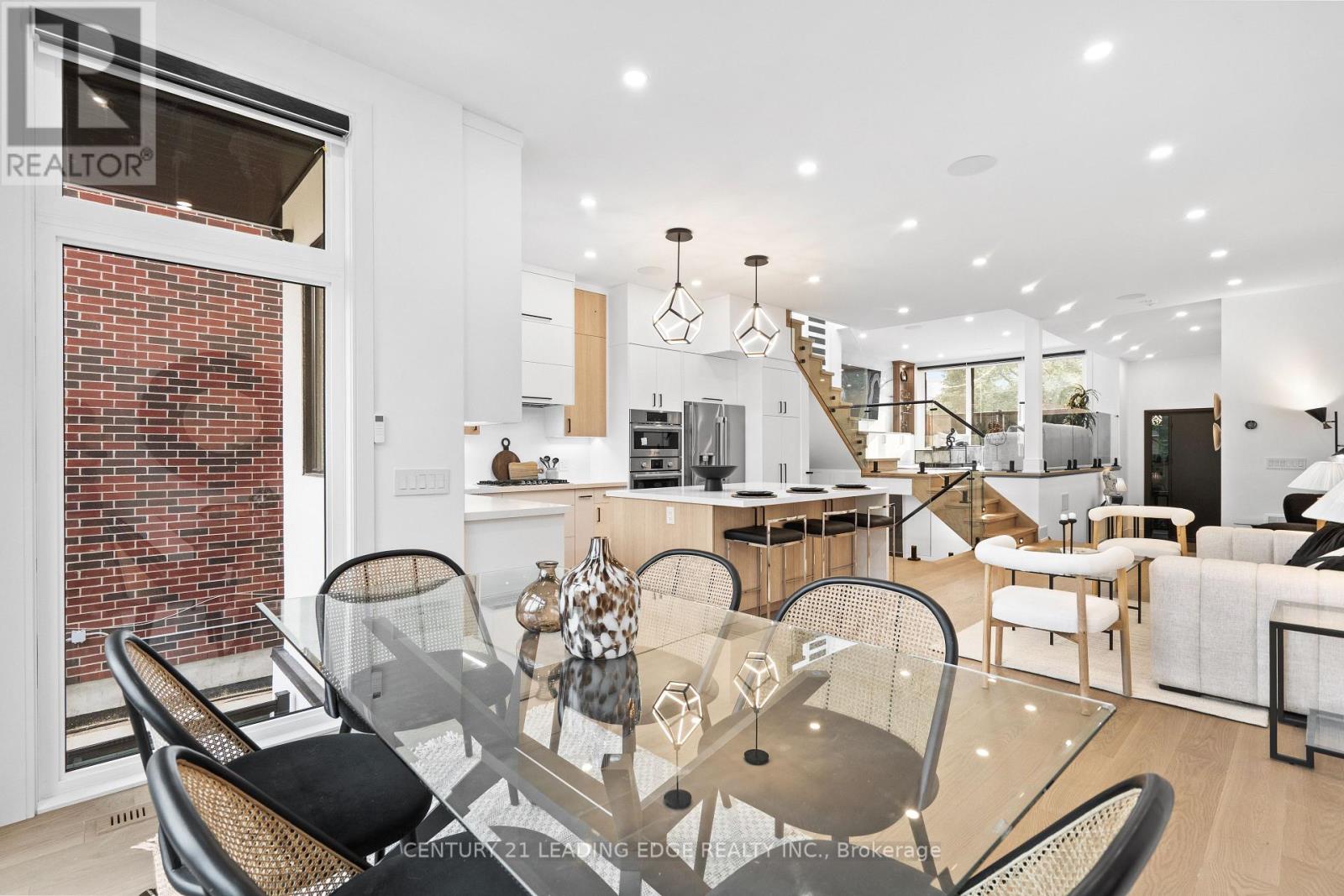 147 DURANT AVENUE - Image 13