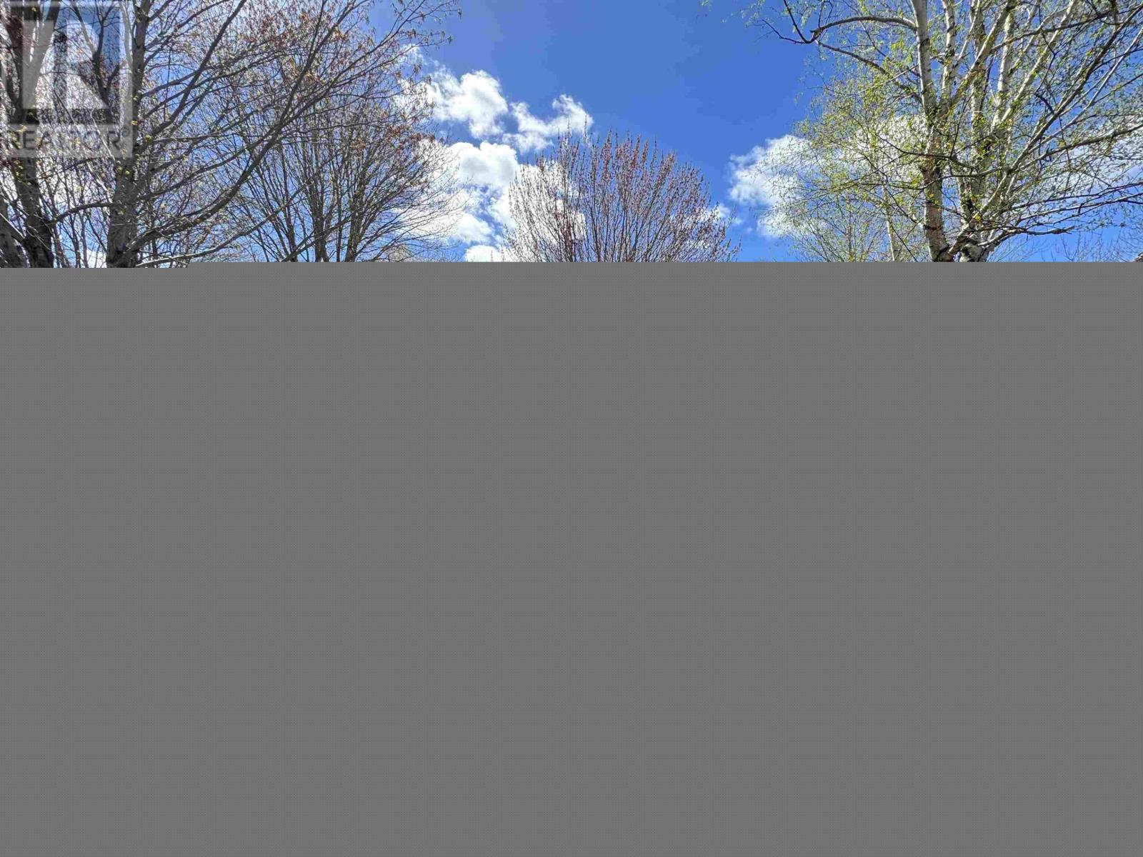 10797 Highway 105 - 24