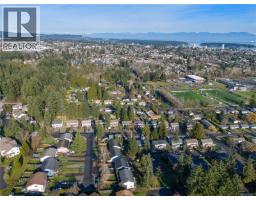 834 Holly Hill Rd, Nanaimo, BC V9R5T1 Photo 39