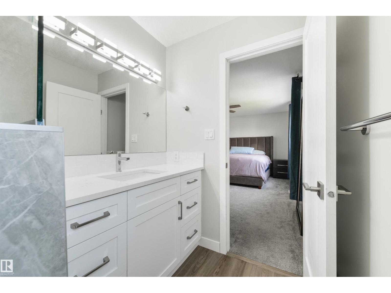 4614 53 ave - 24