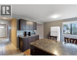 834 Holly Hill Rd, Nanaimo, BC V9R5T1 Photo 19