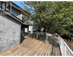 Kitchen - 834 Holly Hill Rd, Nanaimo, BC V9R5T1 Photo 6