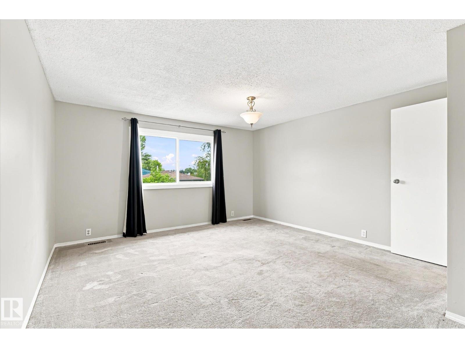 17911 77 Avenue NW - Photo 21