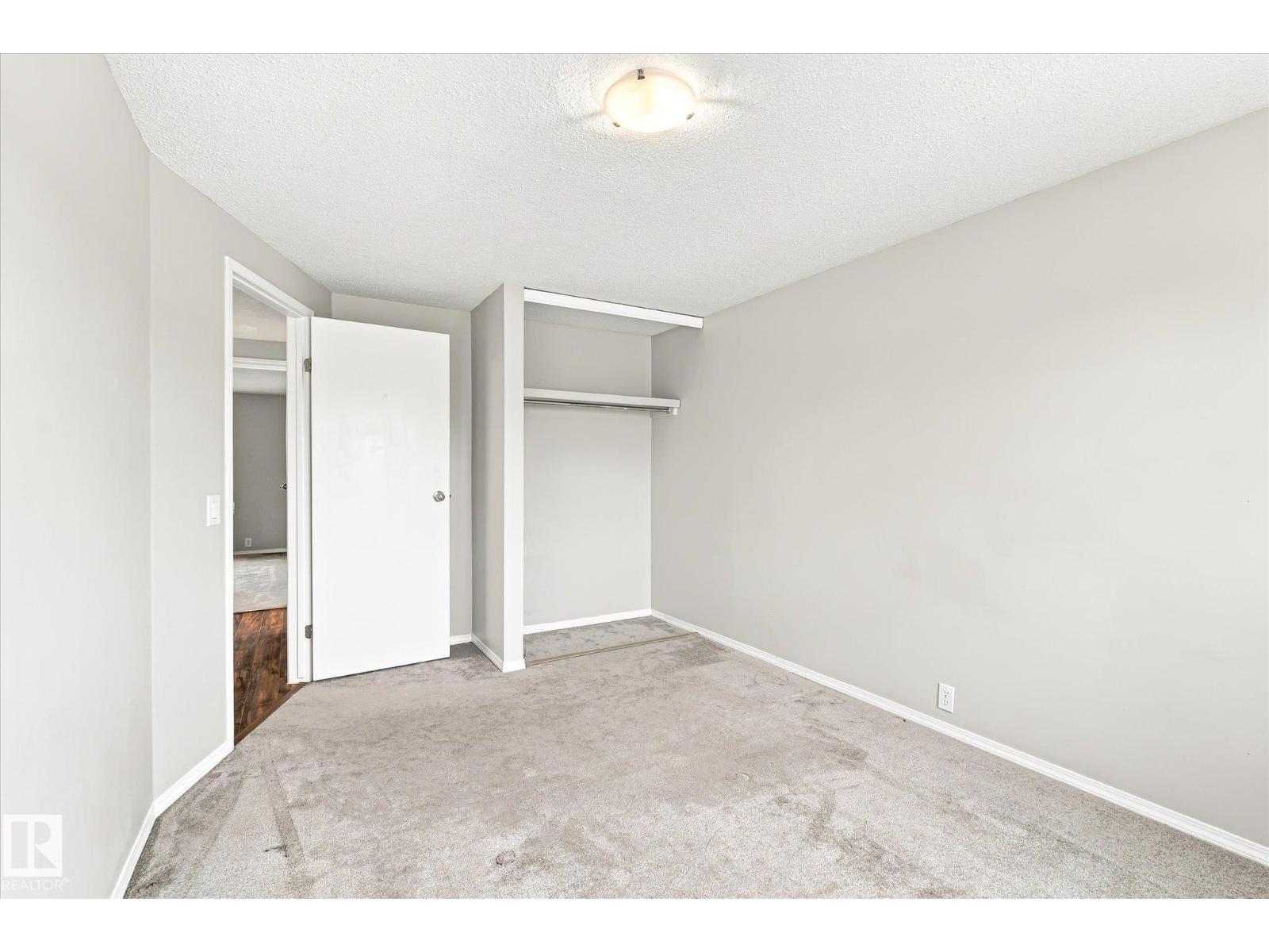17911 77 AV NW - 25