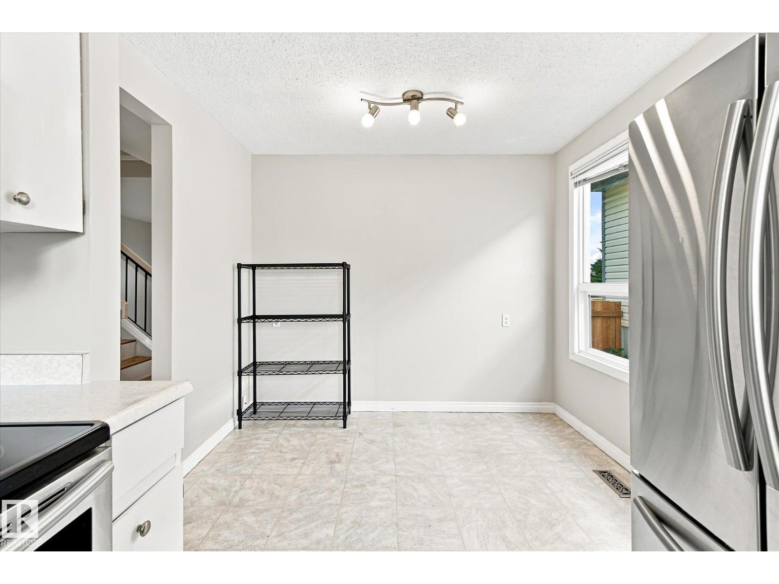 17911 77 Avenue NW - Photo 15