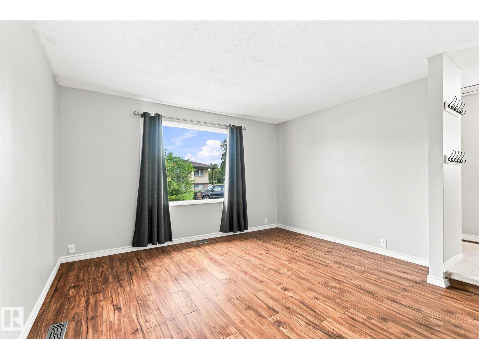 17911 77 Avenue NW - Photo 5