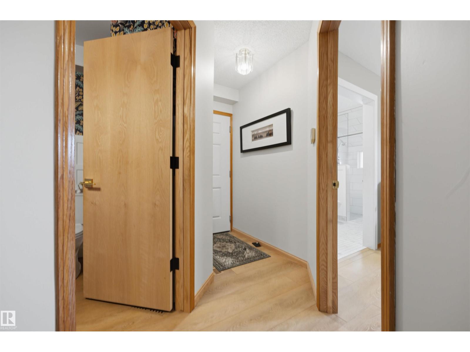 20 CHARLTON Crescent - Photo 17