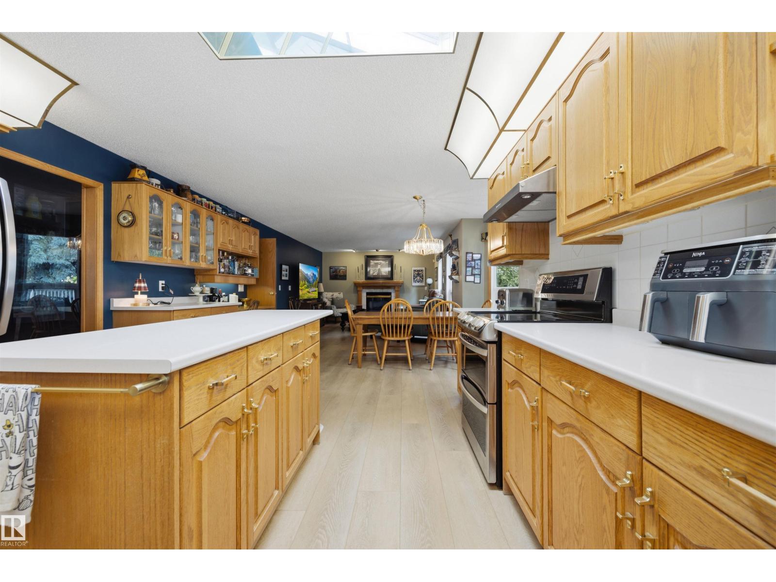 20 CHARLTON Crescent - Photo 11