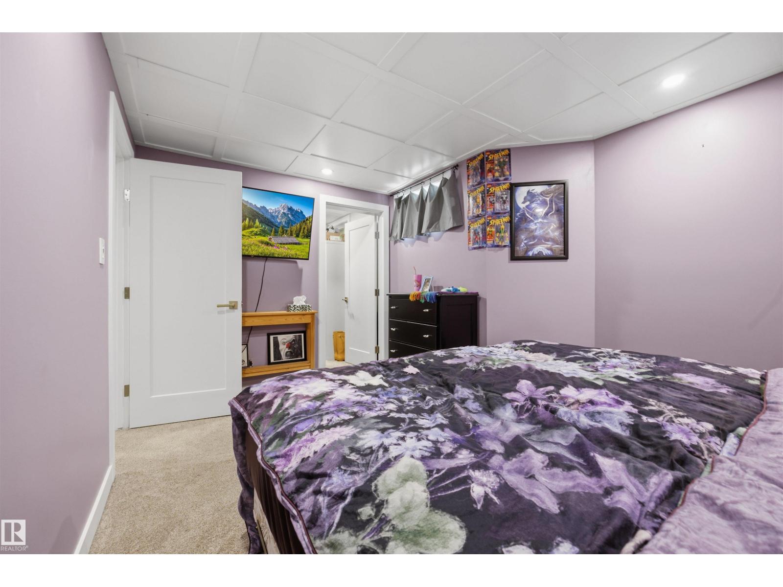20 CHARLTON Crescent - Photo 37