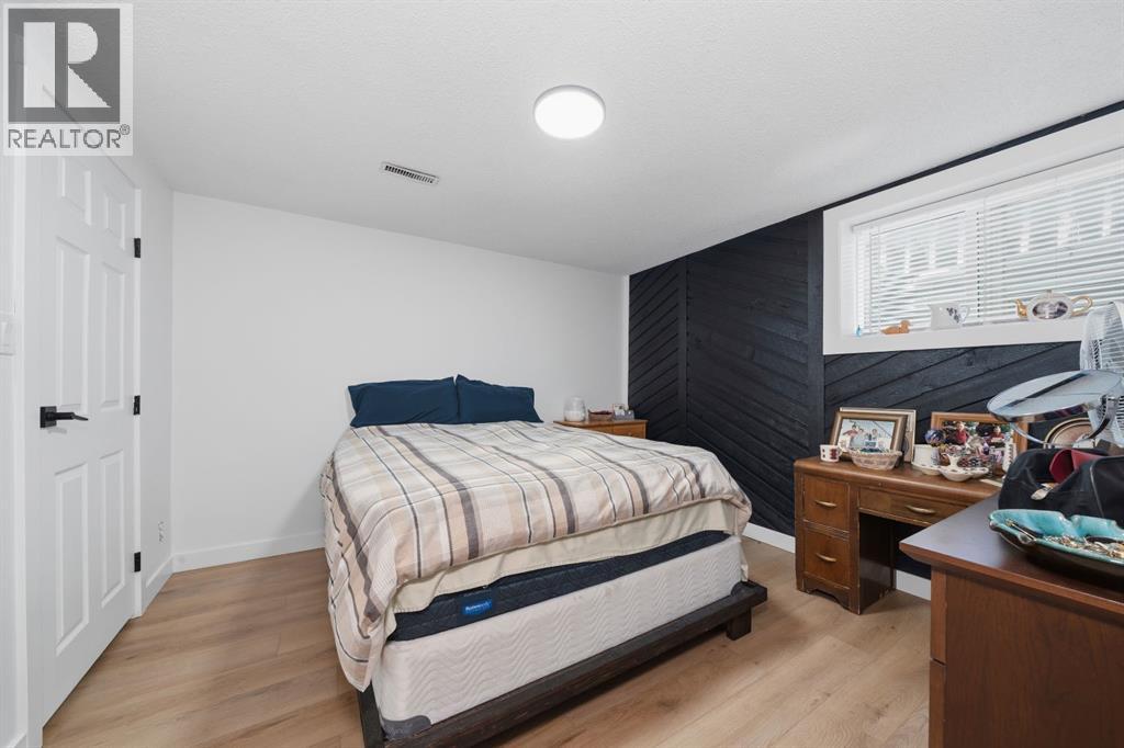 4123 30 Avenue Southeast - Photo 21