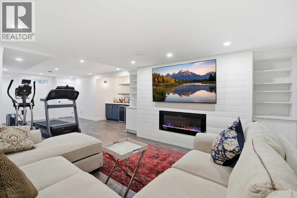 606 Schubert Place NW - Image 32
