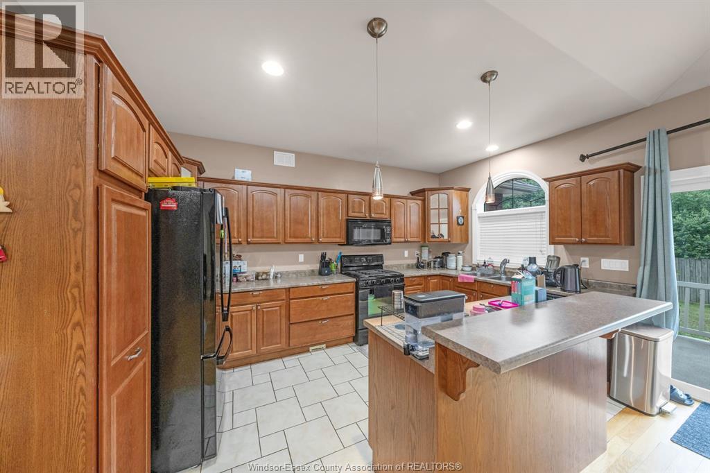 77 Whelan DRIVE - Image 12
