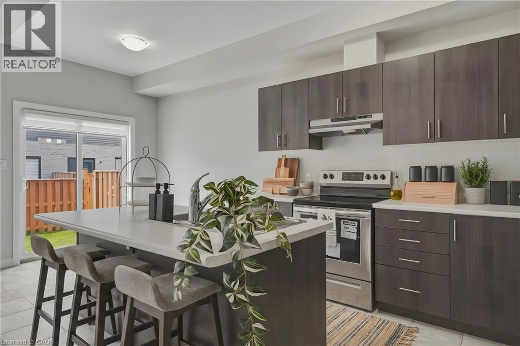 #27 520 GREY Street - Image 6