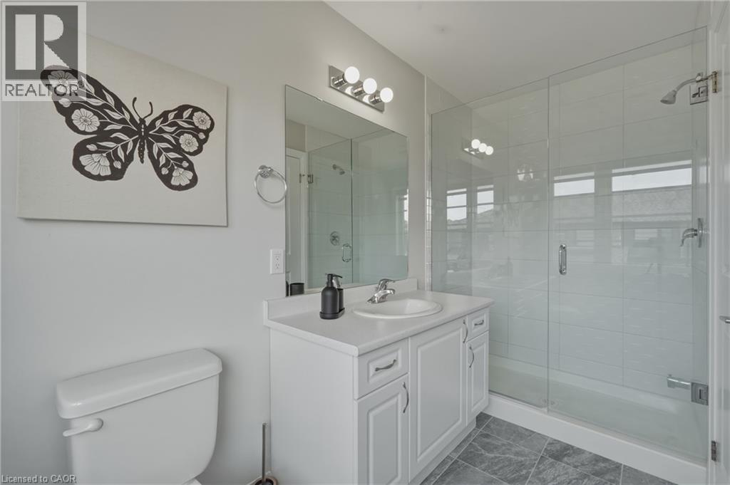 #27 520 GREY Street - Image 17