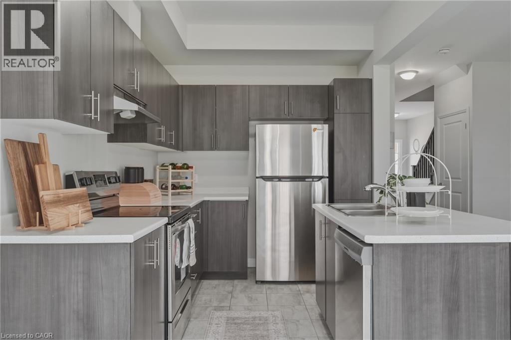 #27 520 GREY Street - Image 9