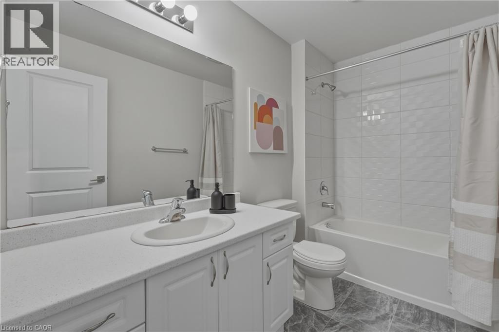 #27 520 GREY Street - Image 23