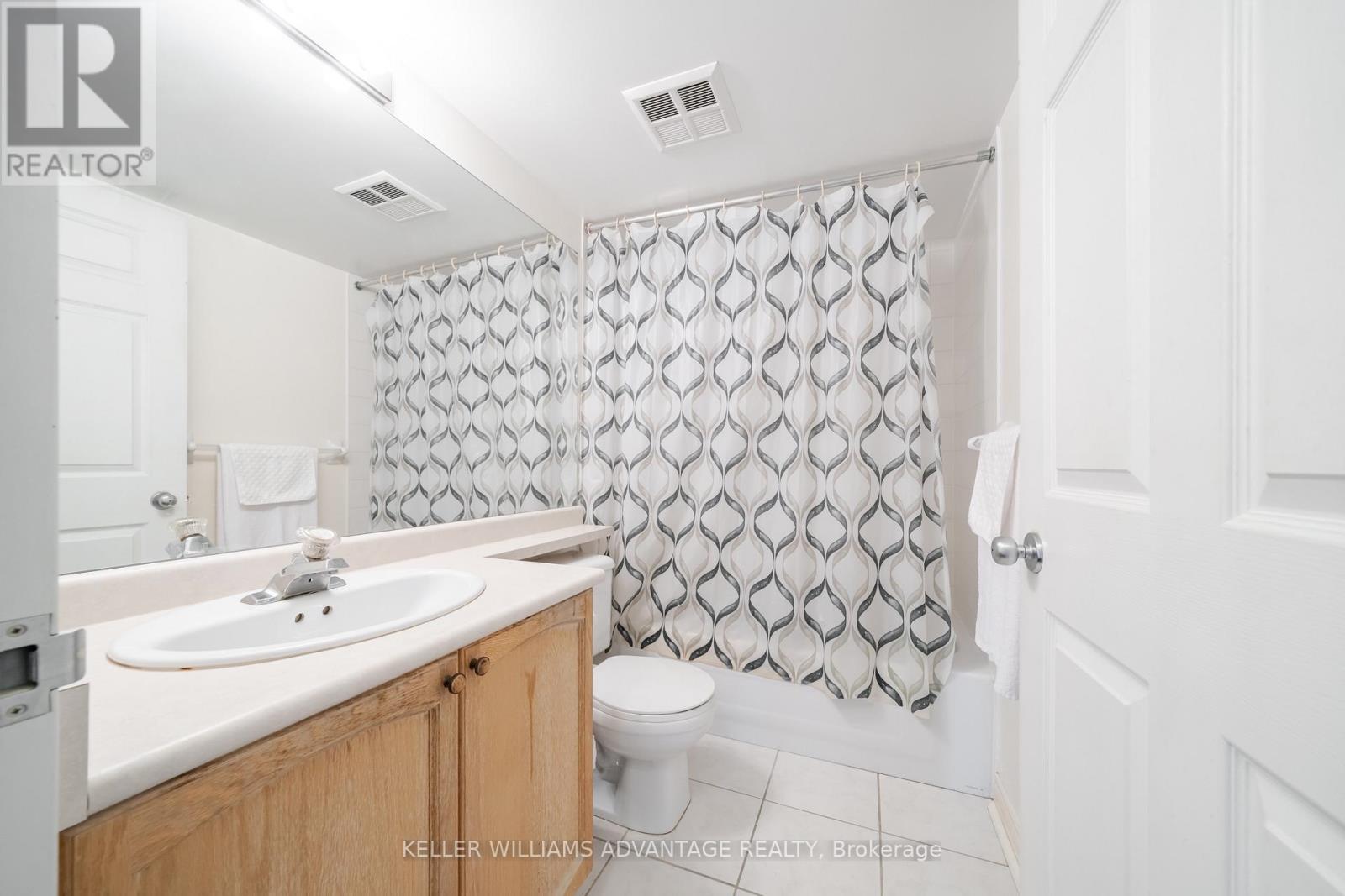 SUB PENTHOUSE SP09 - 70 MILL STREET - 13