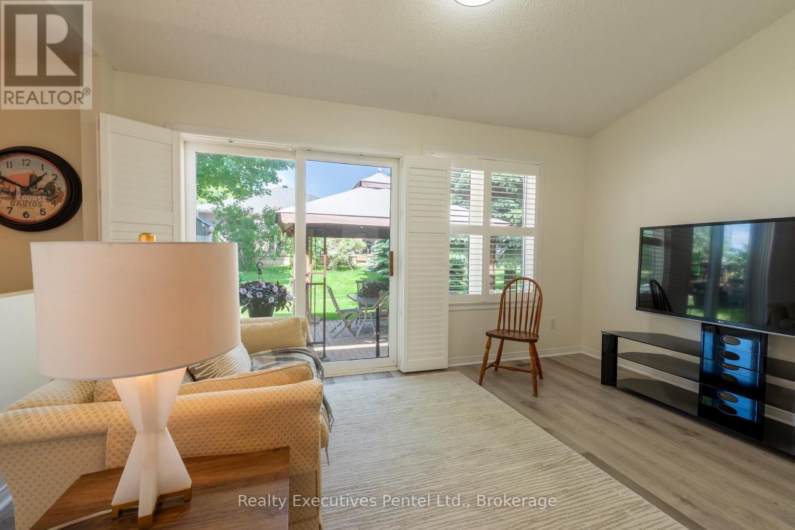 1 CLIFF DRIVE - Image 20