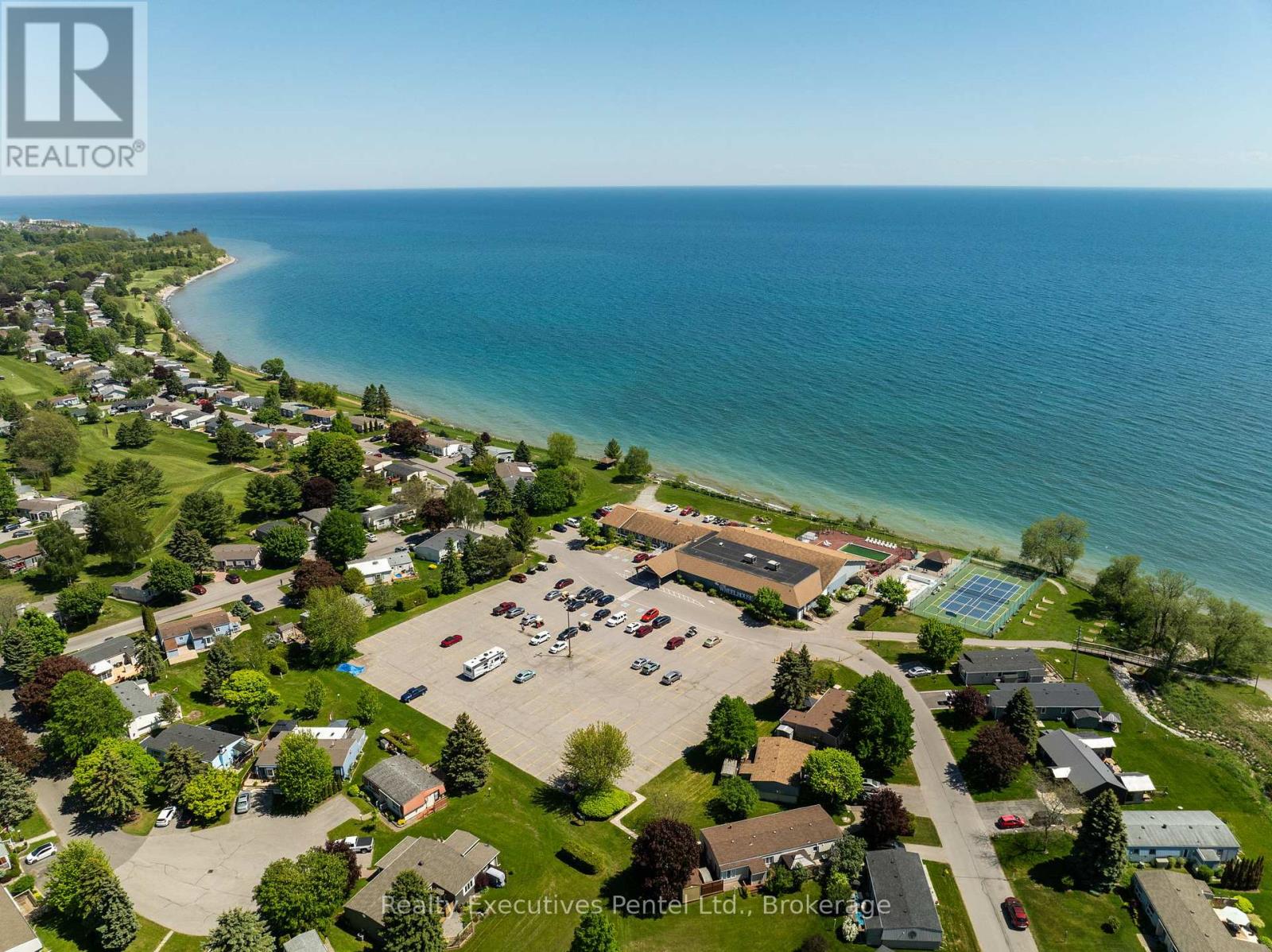 1 CLIFF DRIVE - Image 40