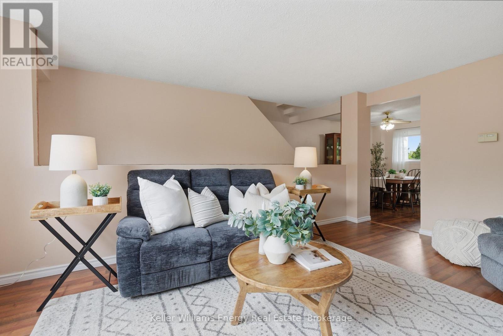#12 320 BLACKTHORN STREET - Image 13