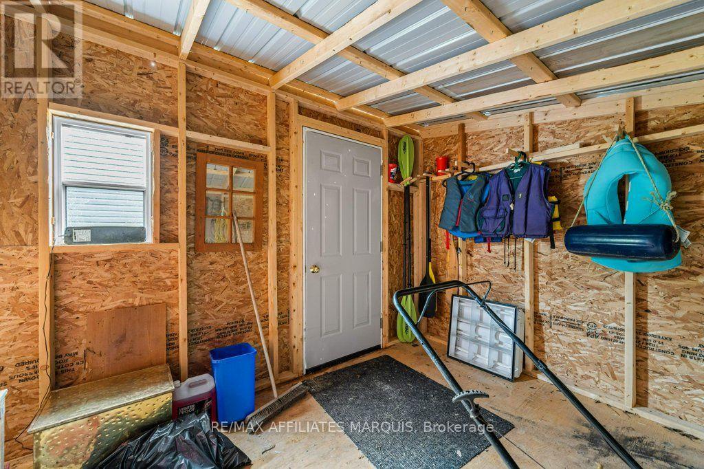 330 FORGOTTEN LANE - Image 36