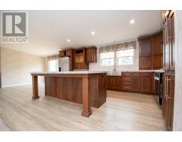 Dining room - 1862 Lakehurst Road, Trent Lakes, ON K0L1J0 Photo 12