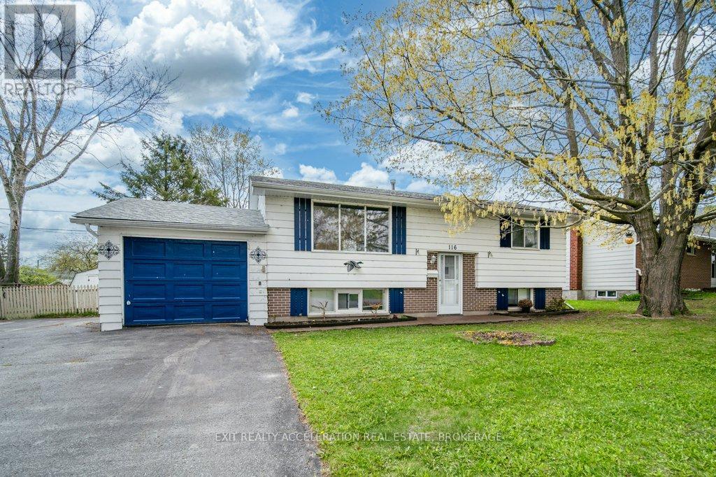 116 SHERWOOD AVENUE - 3